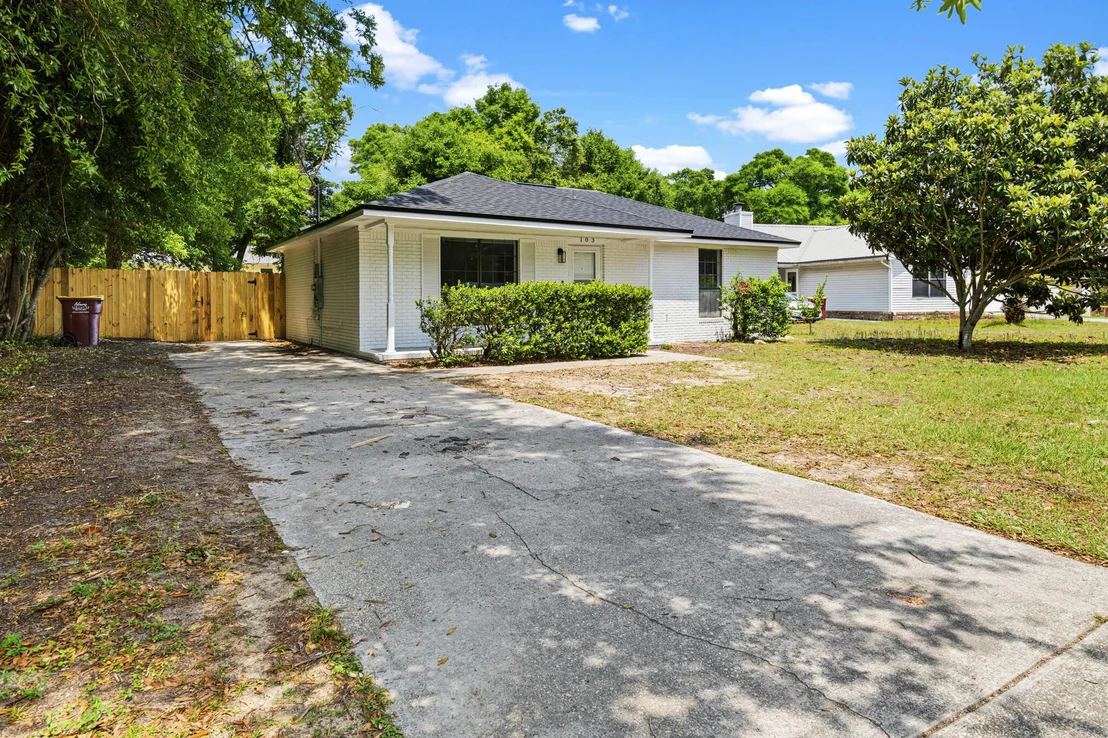 Photo of 103 Jamie Court