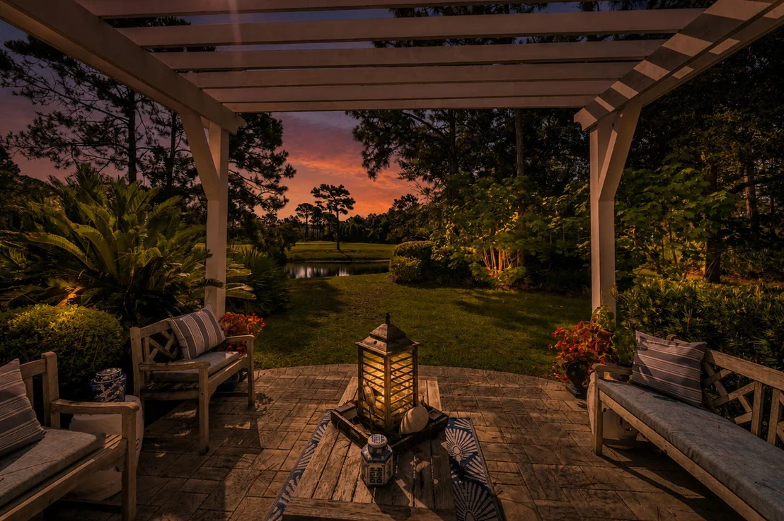 Photo of 4470 Stonebridge Road