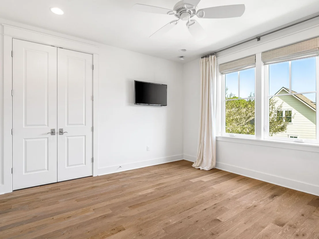 Photo of 112 Cannonball Lane