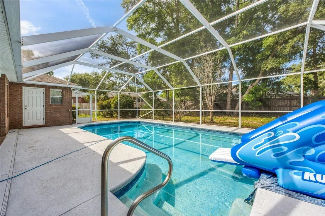 Photo of 4034 Bond Circle