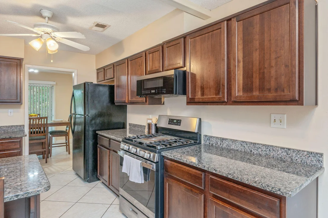 Photo of 2401 Roberts Drive