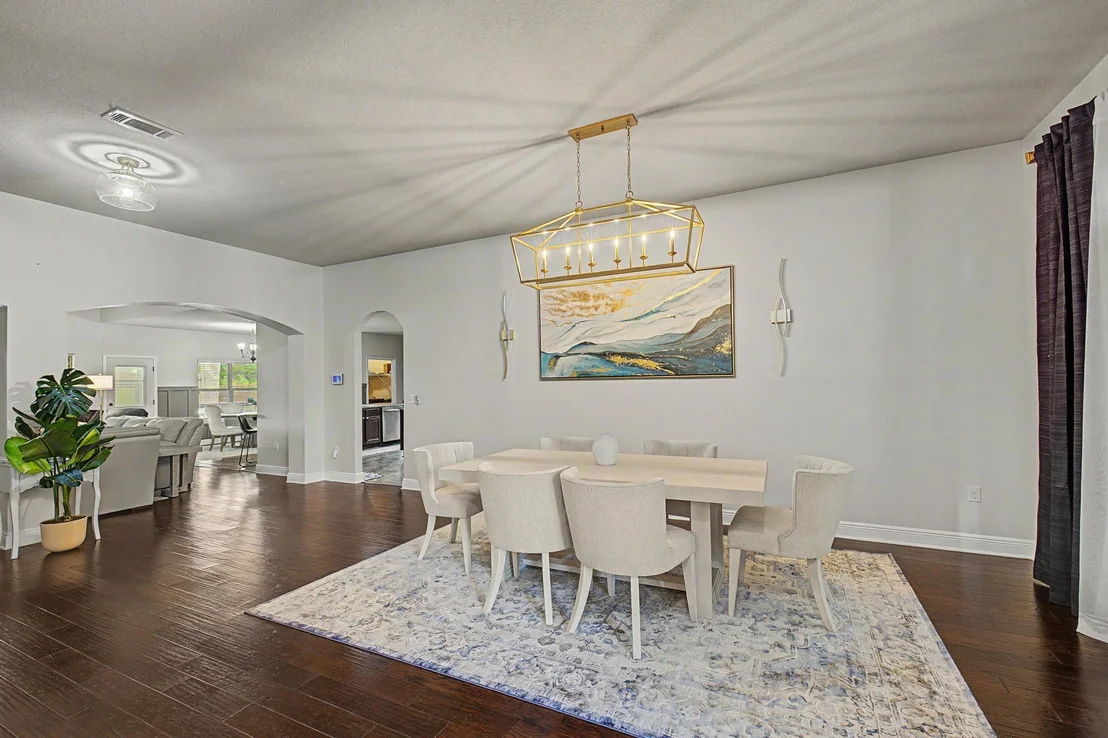 Photo of 9177 Iron Gate Boulevard