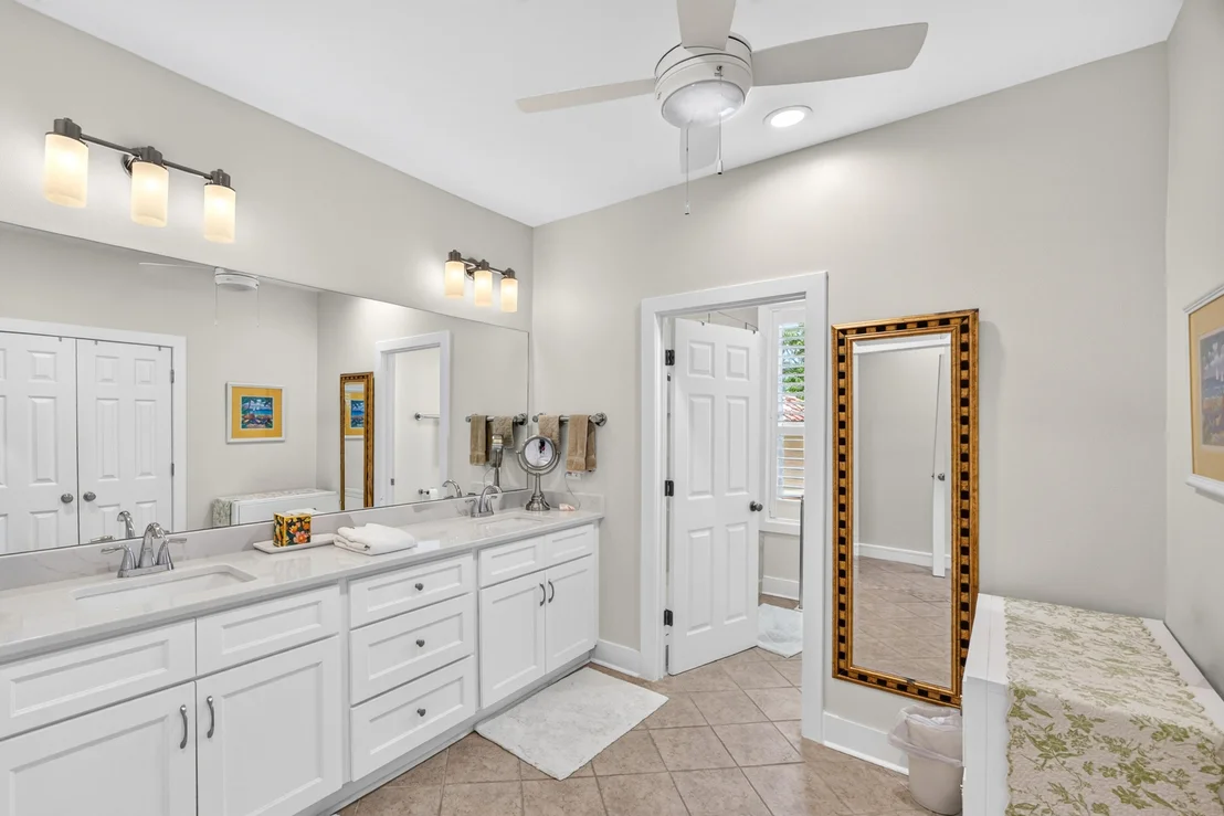 Photo of 5423 Terrace Circle