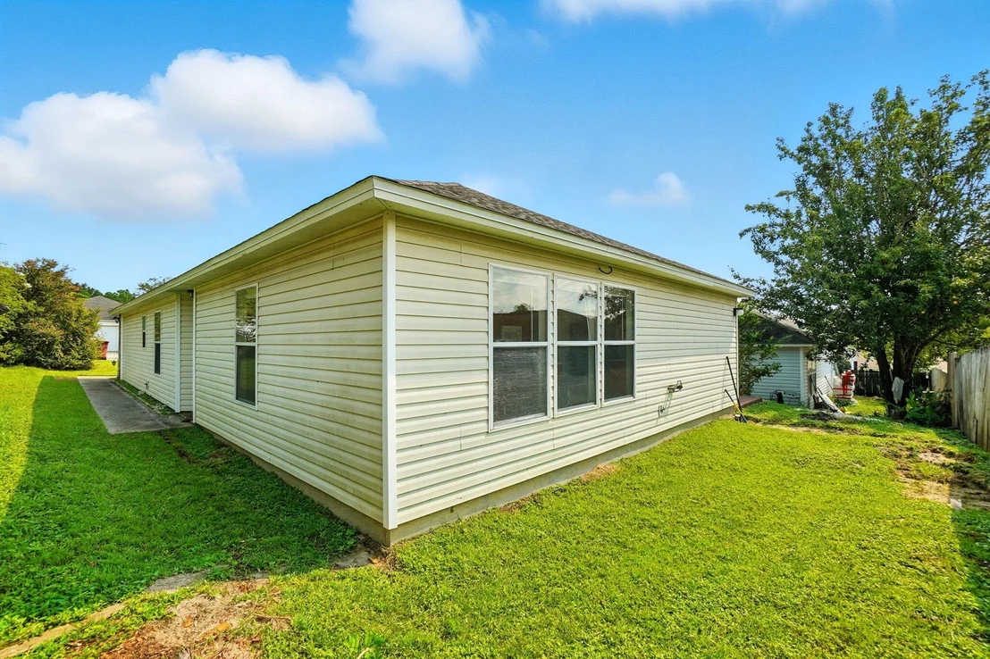Photo of 131 Nivana Drive
