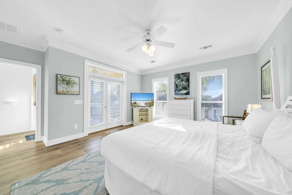 Photo of 93 Cayman Cove