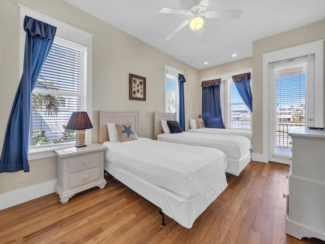 Photo of 64 Lands End Drive