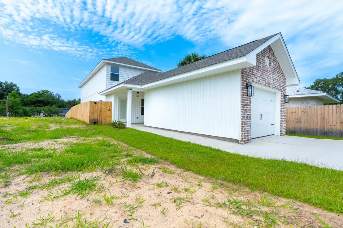 Photo of 110 2nd Avenue