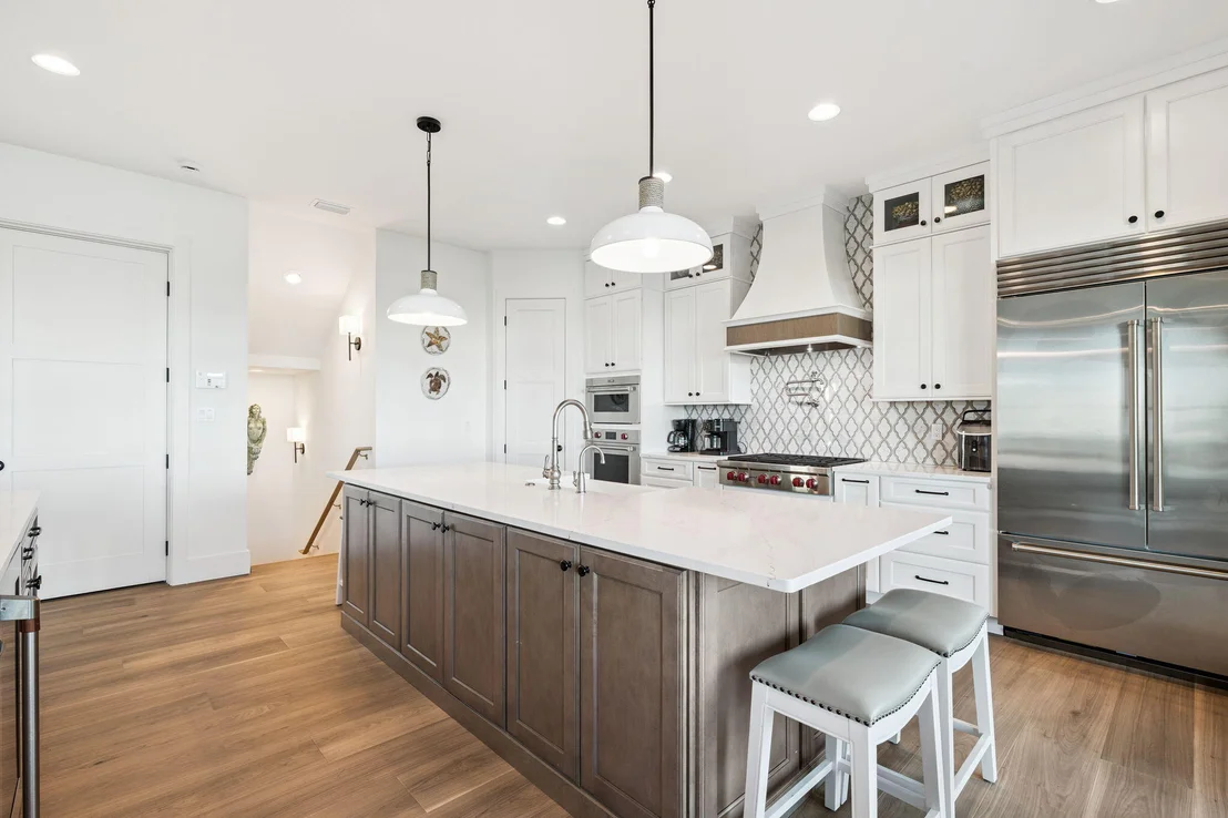 Photo of 754 Harbor Boulevard