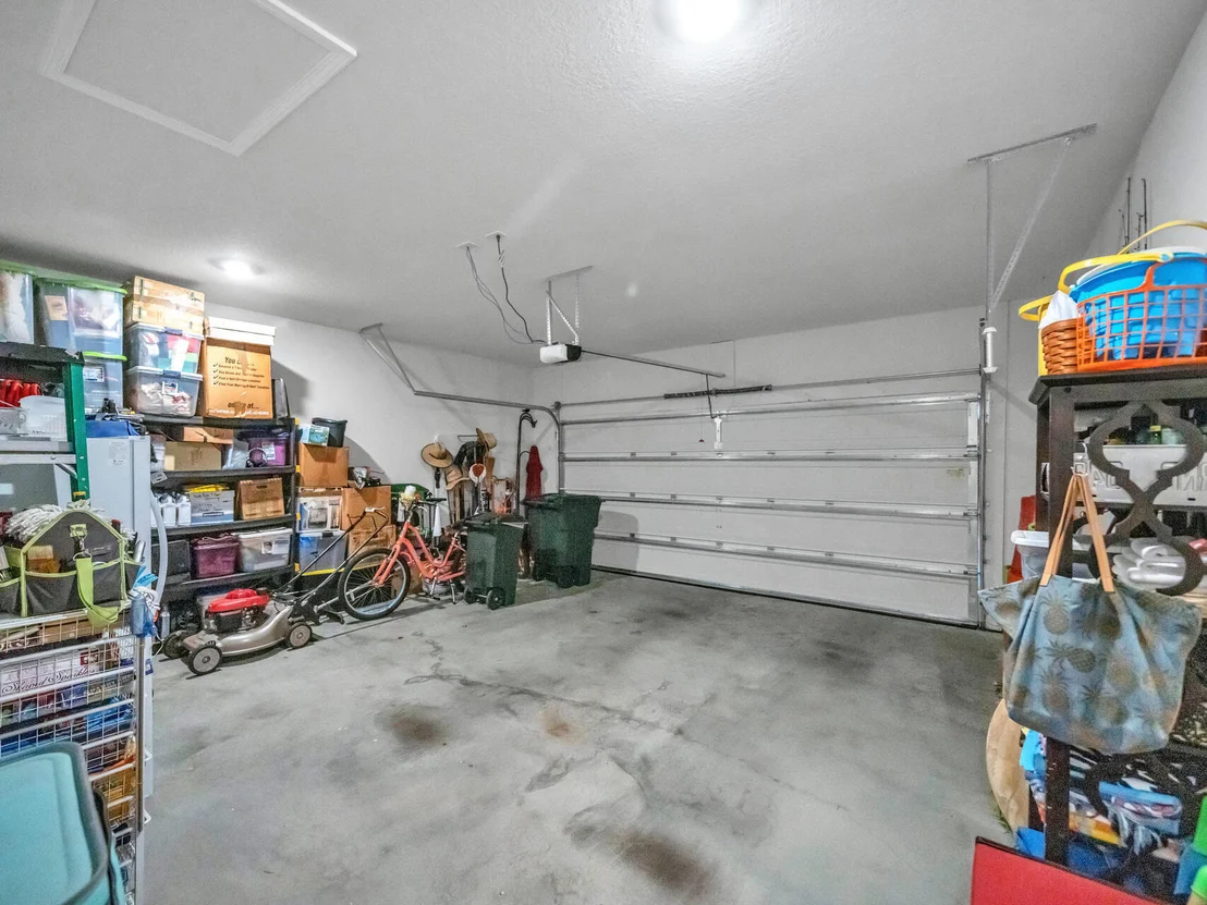 Photo of 131 W Oak Trees Lane