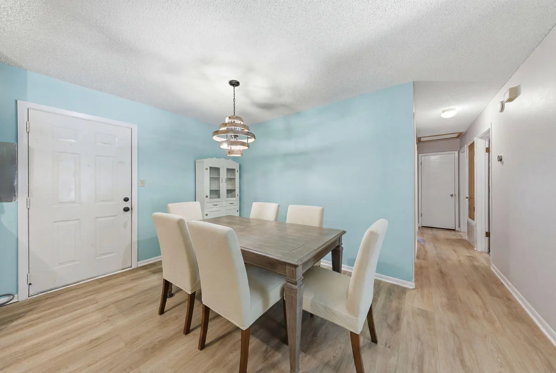 Photo of 532 Springtime Avenue