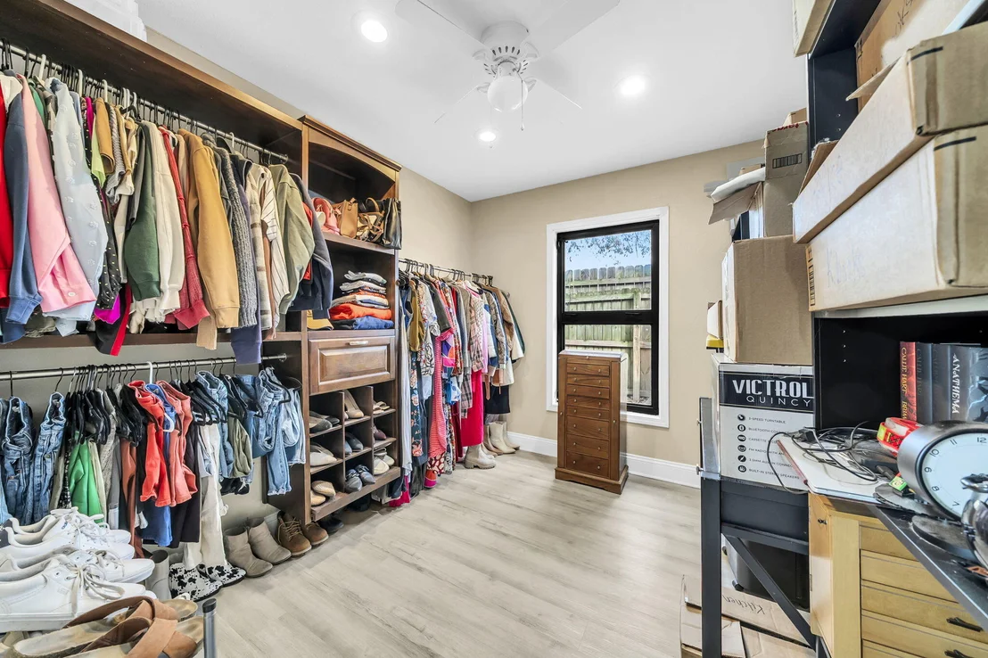 Photo of 1059 Windmill Drive