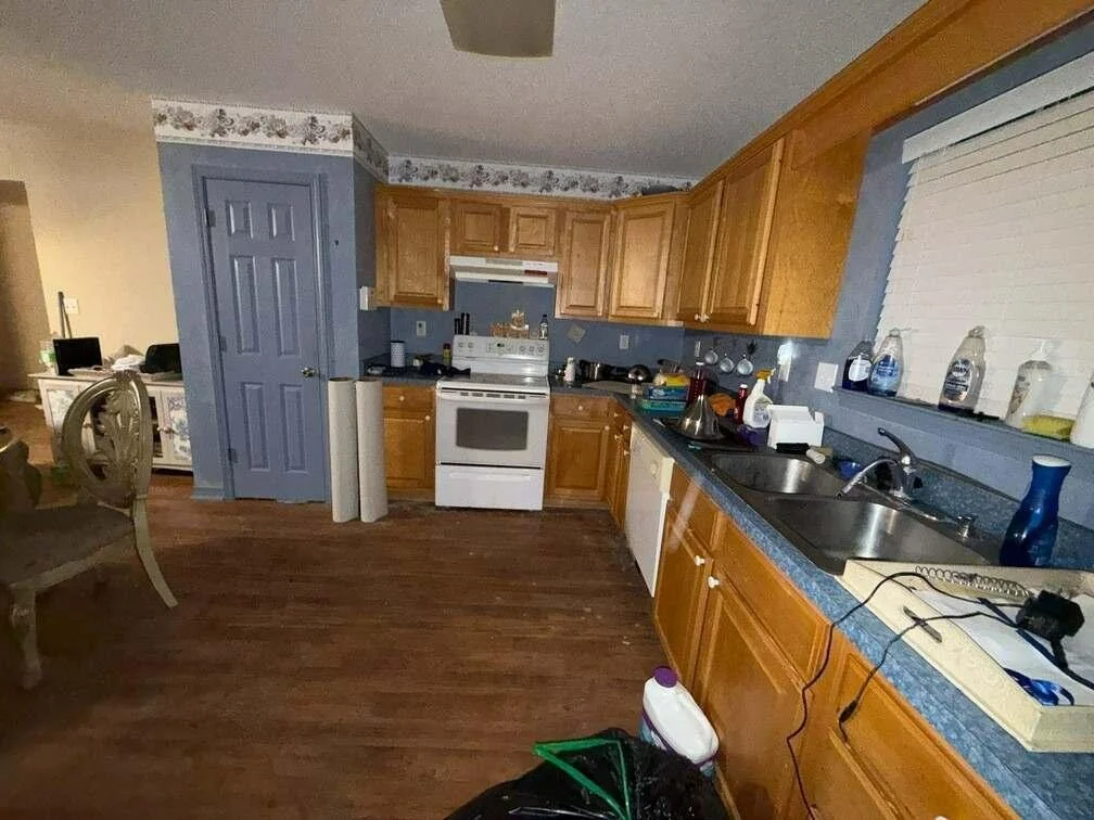 Photo of 6100 Barnes Road