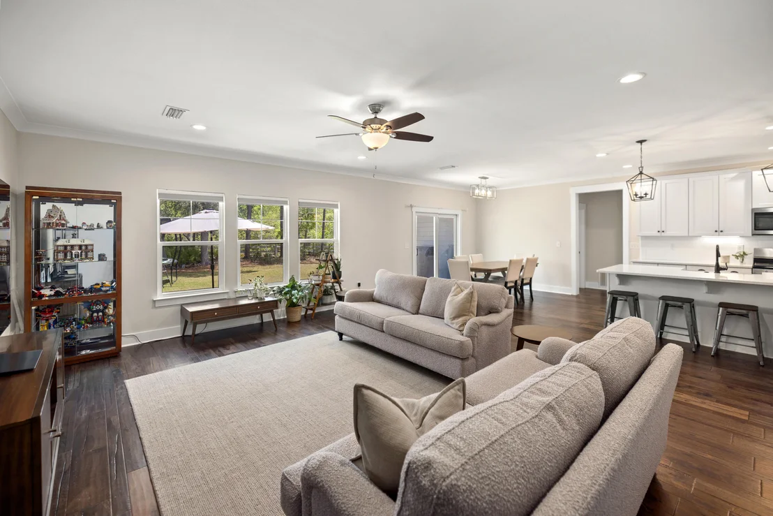 Photo of 1170 Deer Moss Loop