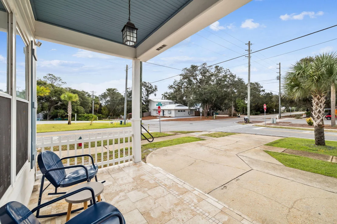 Photo of 4585 Luke Avenue