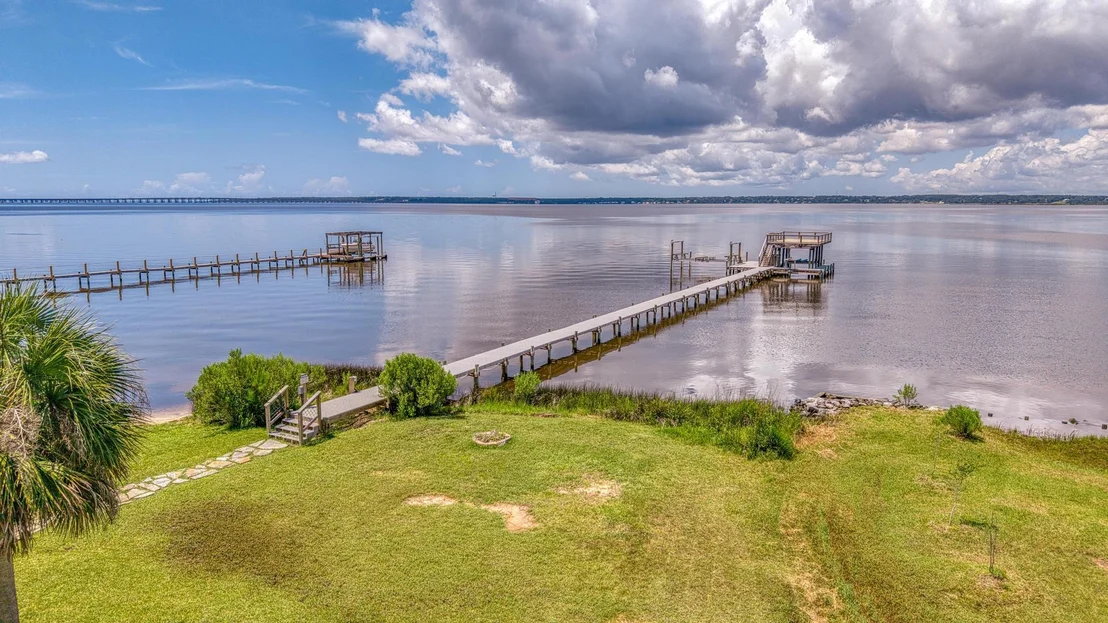 Photo of 4501 Bayside Drive