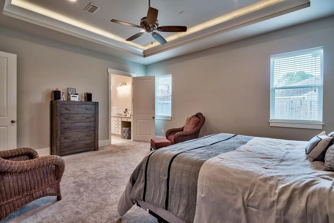 Photo of 989 Forest Shore Drive