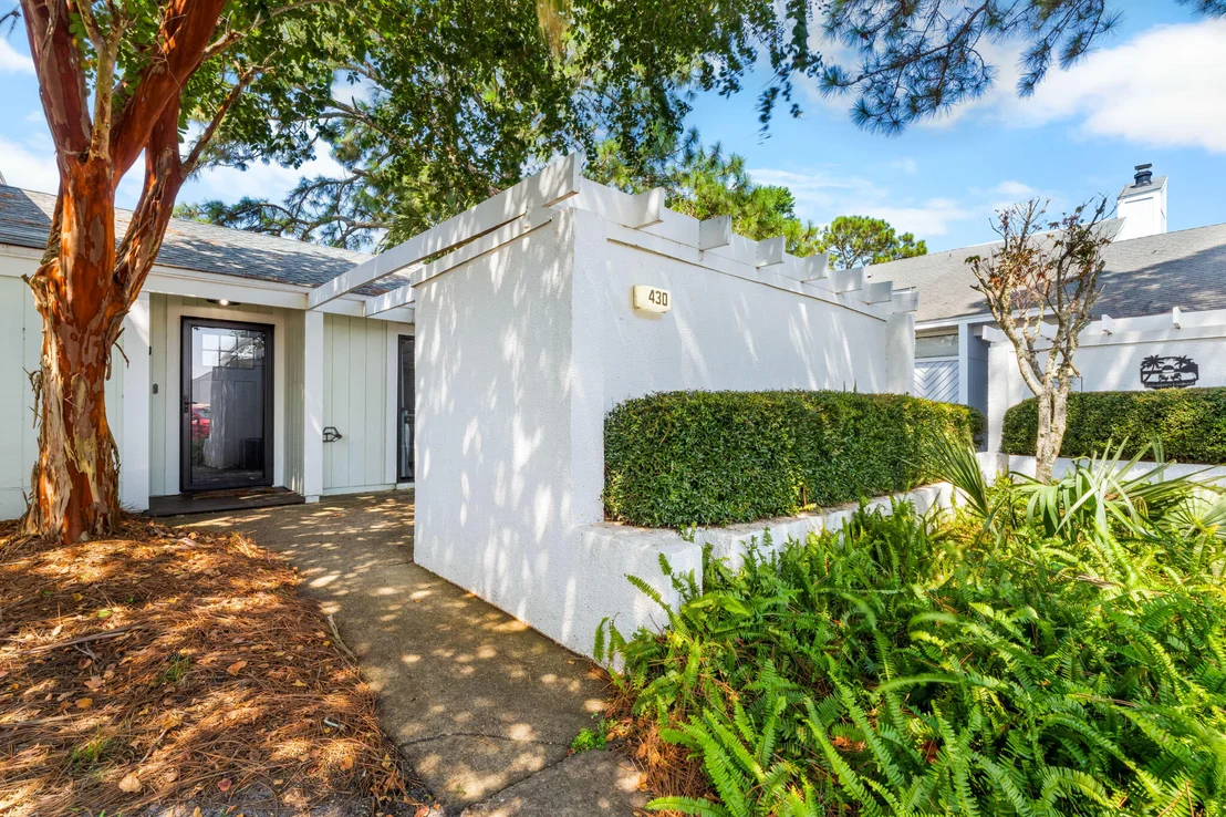 Photo of 430 Linkside Circle