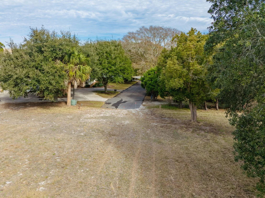 Photo of 375 Golfview Drive