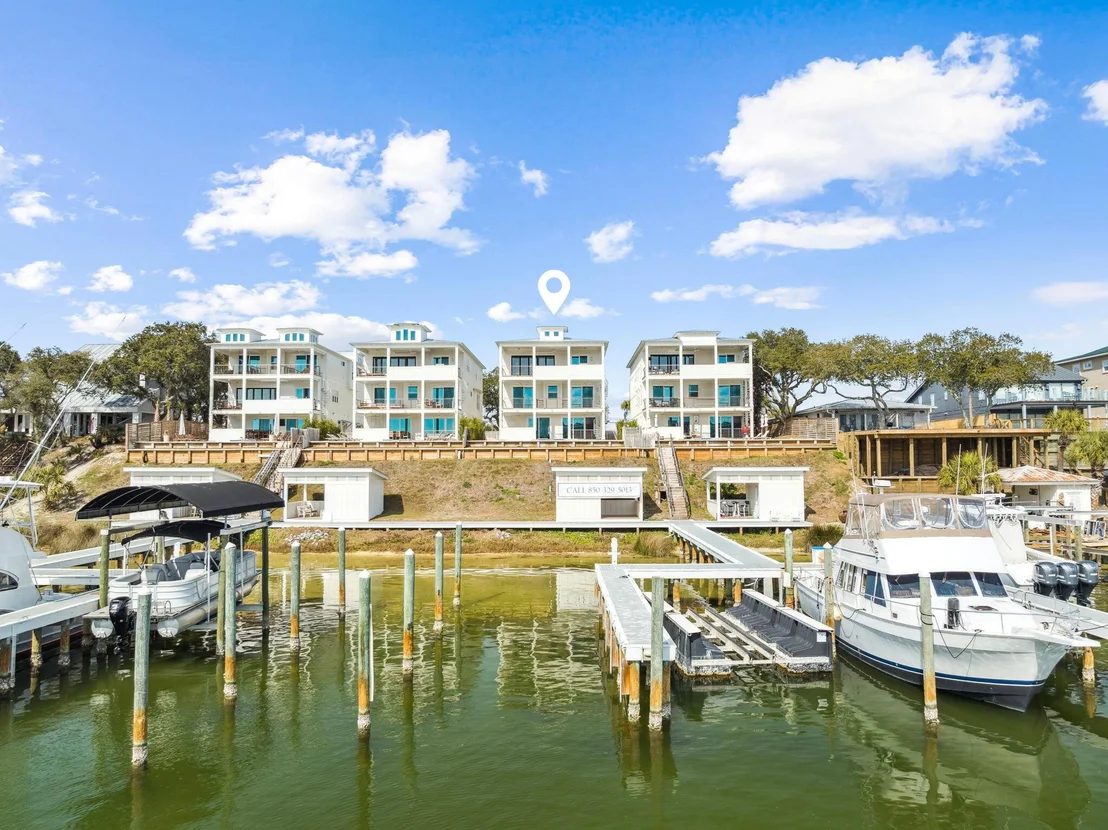 Photo of 714 Harbor Boulevard