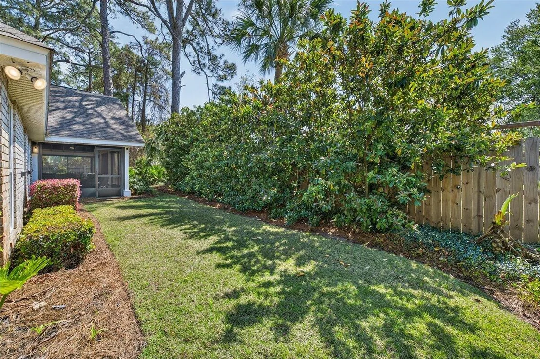 Photo of 627 Bayshore Drive