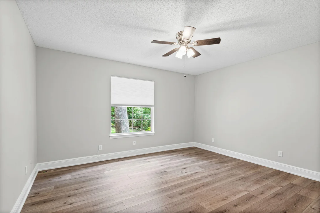 Photo of 149 N Bermuda Circle
