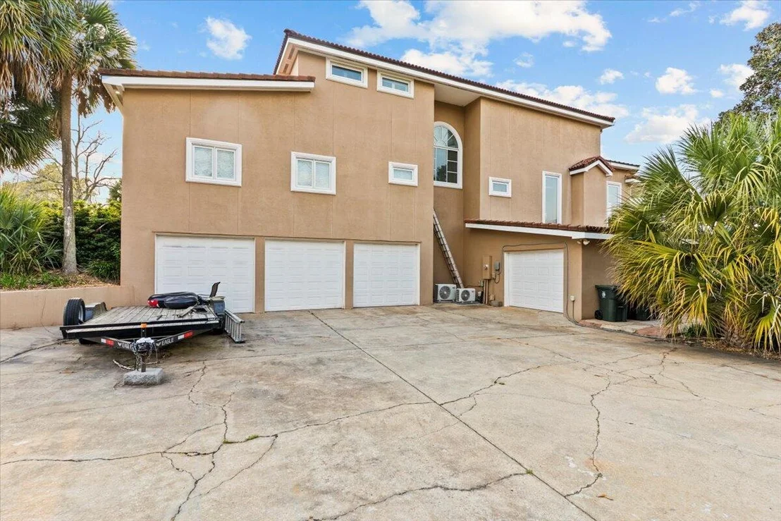 Photo of 200 Asphodel Drive