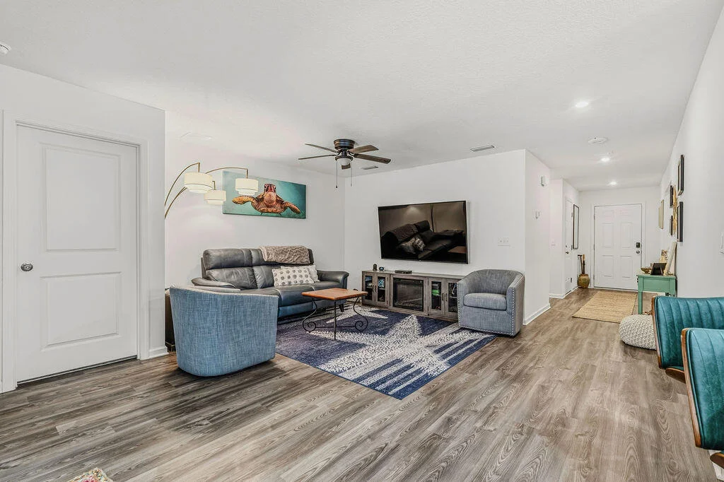 Photo of 672 Squirrel Road