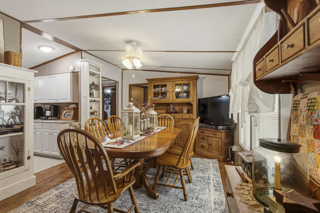 Photo of 685 Mcdaniels Fishcamp Road