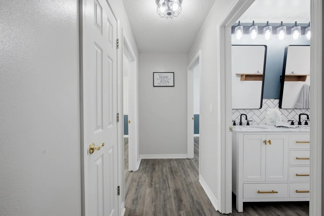 Photo of 111 Arapaho Trail