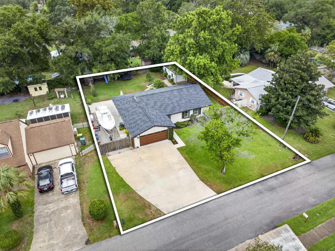 Photo of 403 Spring Lane
