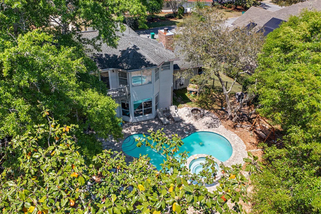 Photo of 4412 Windrush Drive