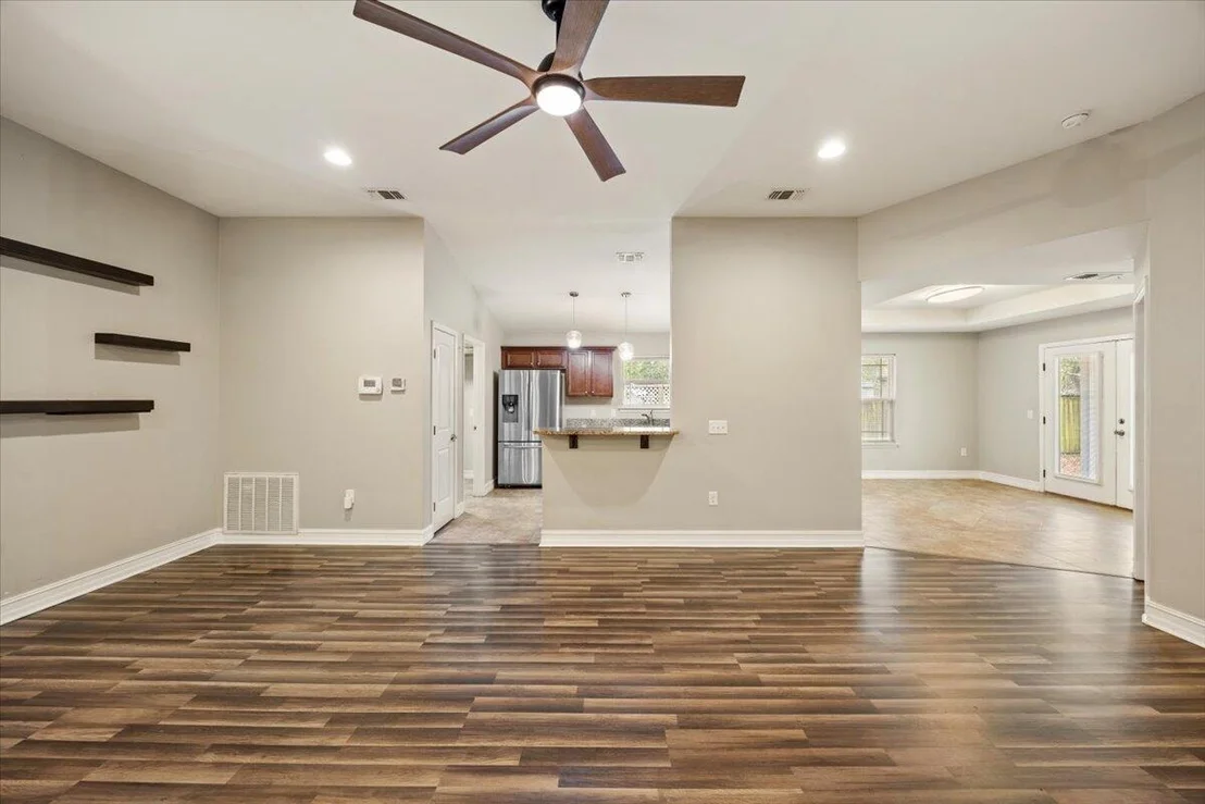 Photo of 8445 Rynes Circle