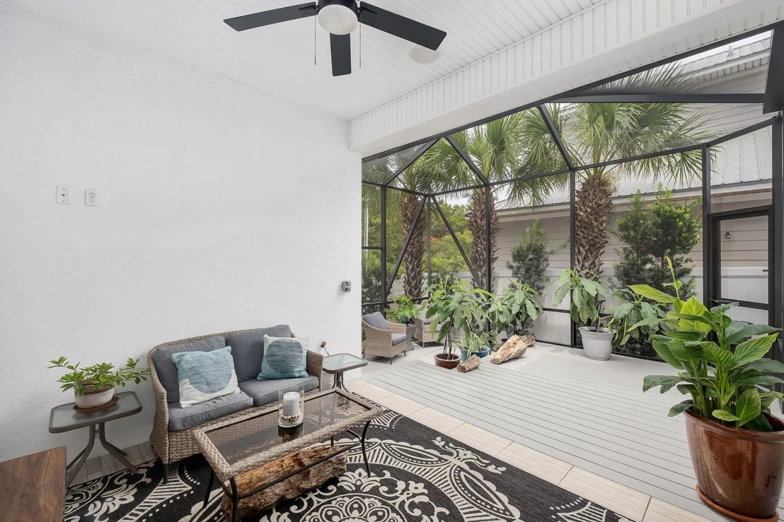 Photo of 47 Saint Simon Circle