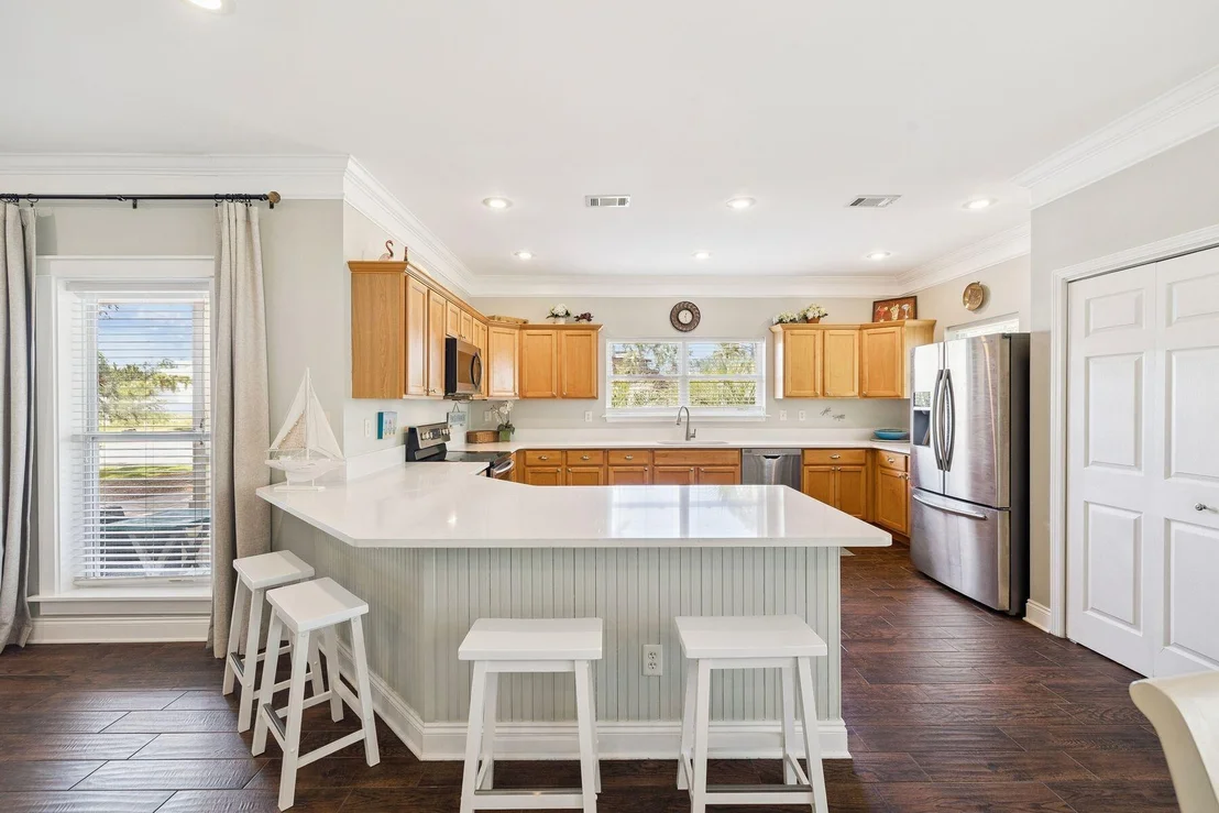 Photo of 14 Breezeway Boulevard