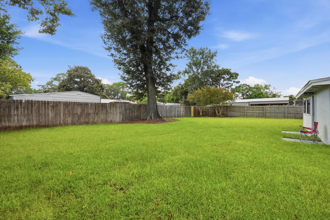 Photo of 640 Cornwall Terrace