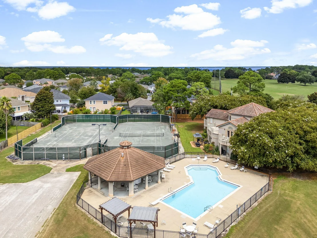 Photo of 156 Baywinds Drive