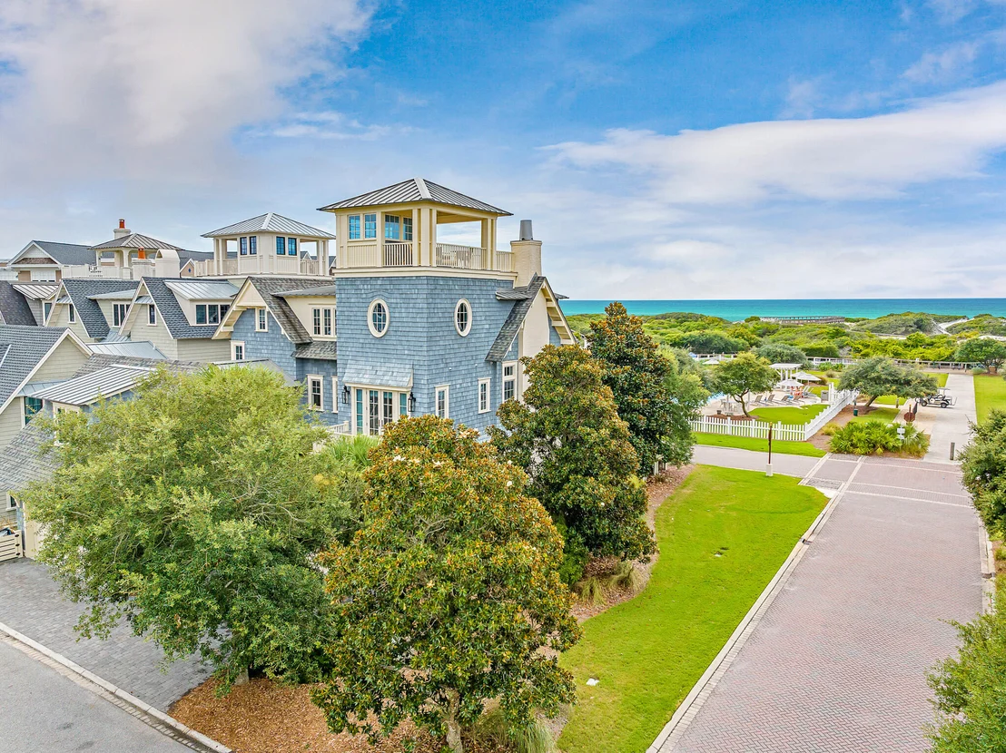 Photo of 409 Coopersmith Lane