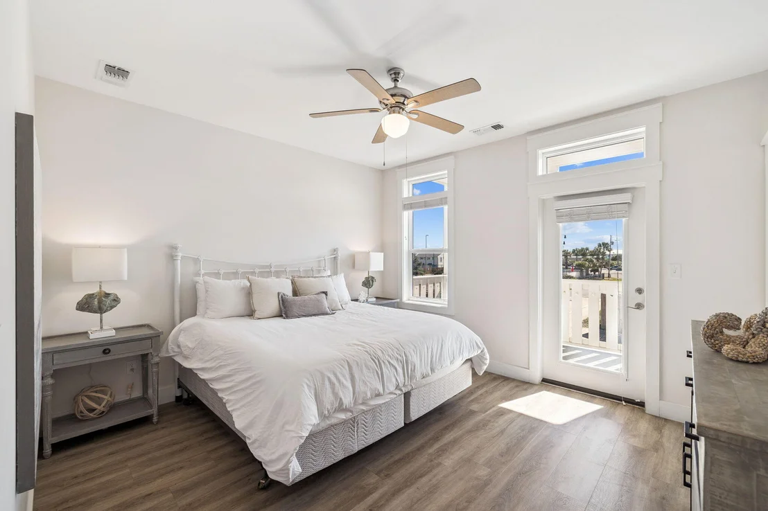Photo of 10 Blue Surf Lane