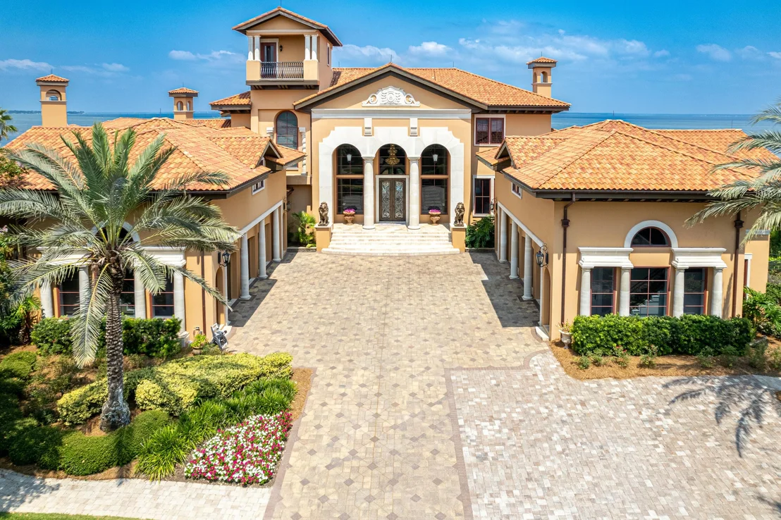 Photo of 4300 Breakwater Drive