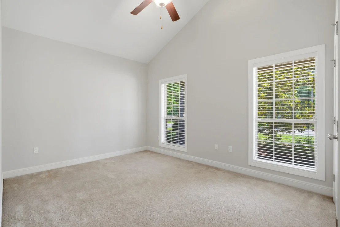 Photo of 106 Crab Apple Avenue