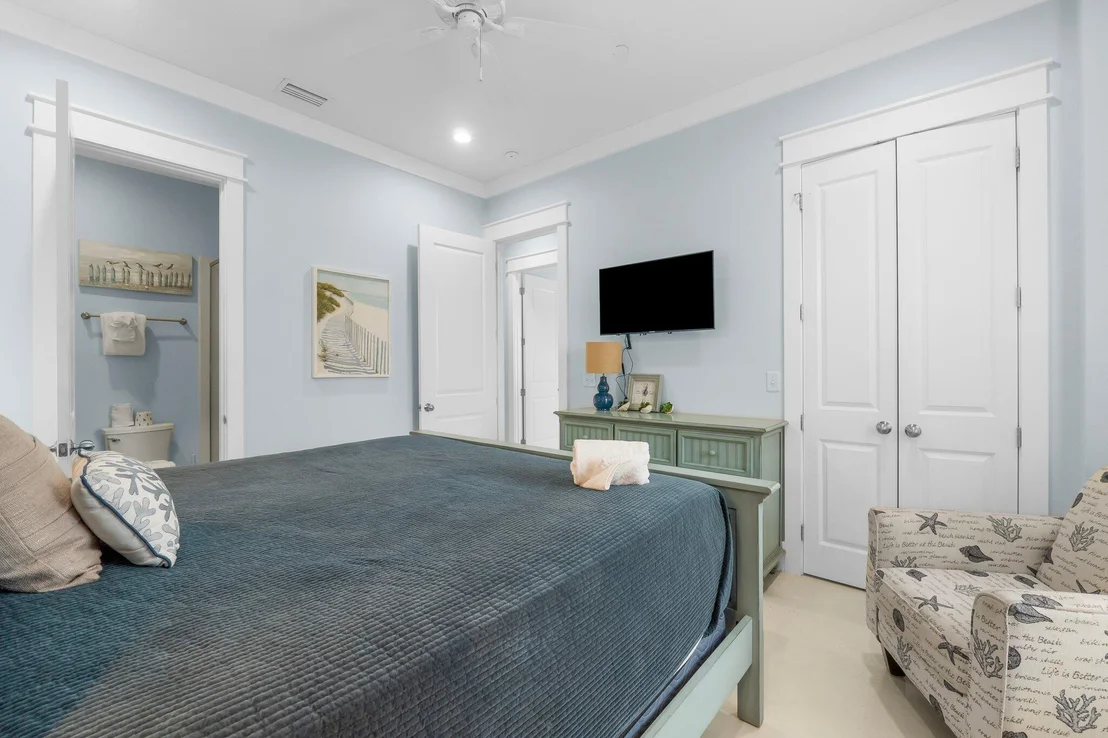 Photo of 9716 Beach Boulevard