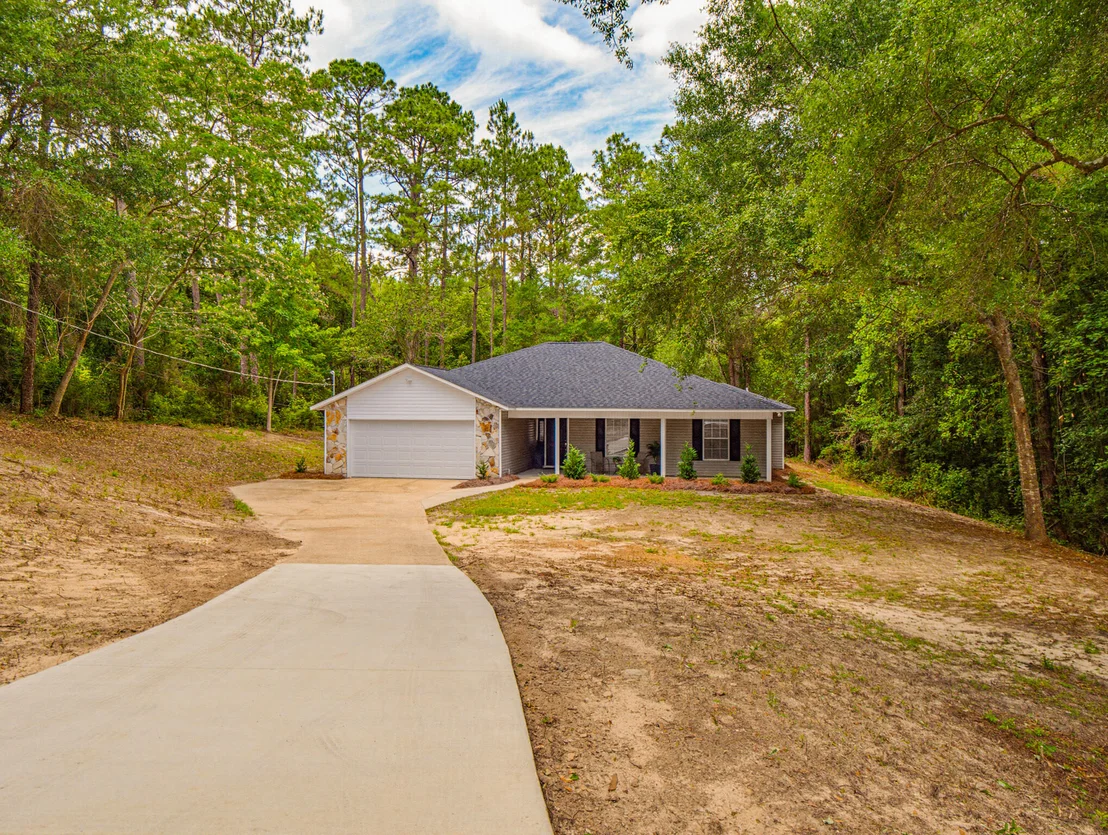 Photo of 375 Ridge Lake Road