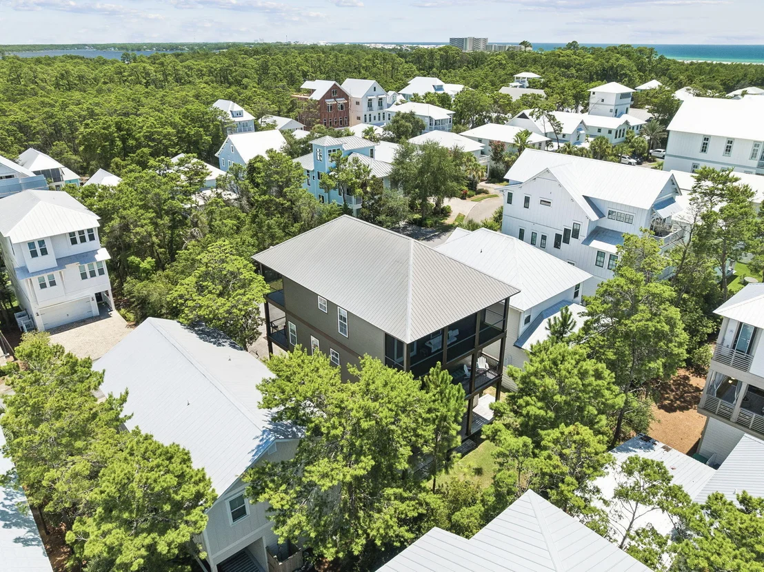 Photo of 123 Grande Pointe Drive