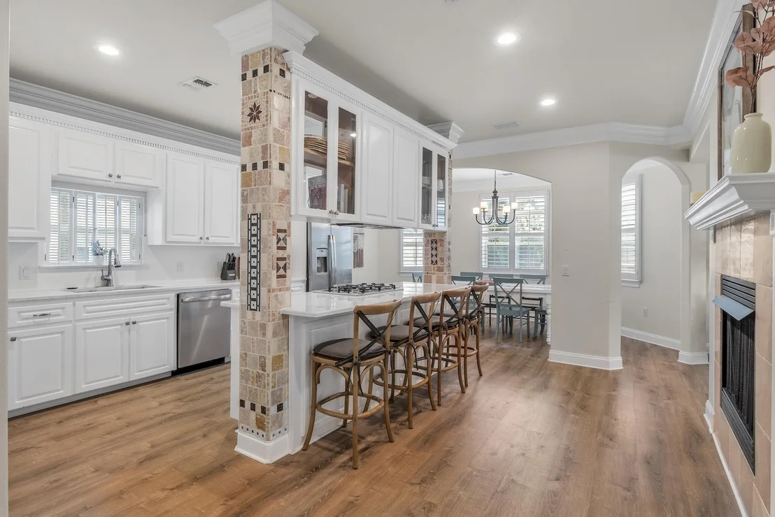 Photo of 102 Terra Cotta Way