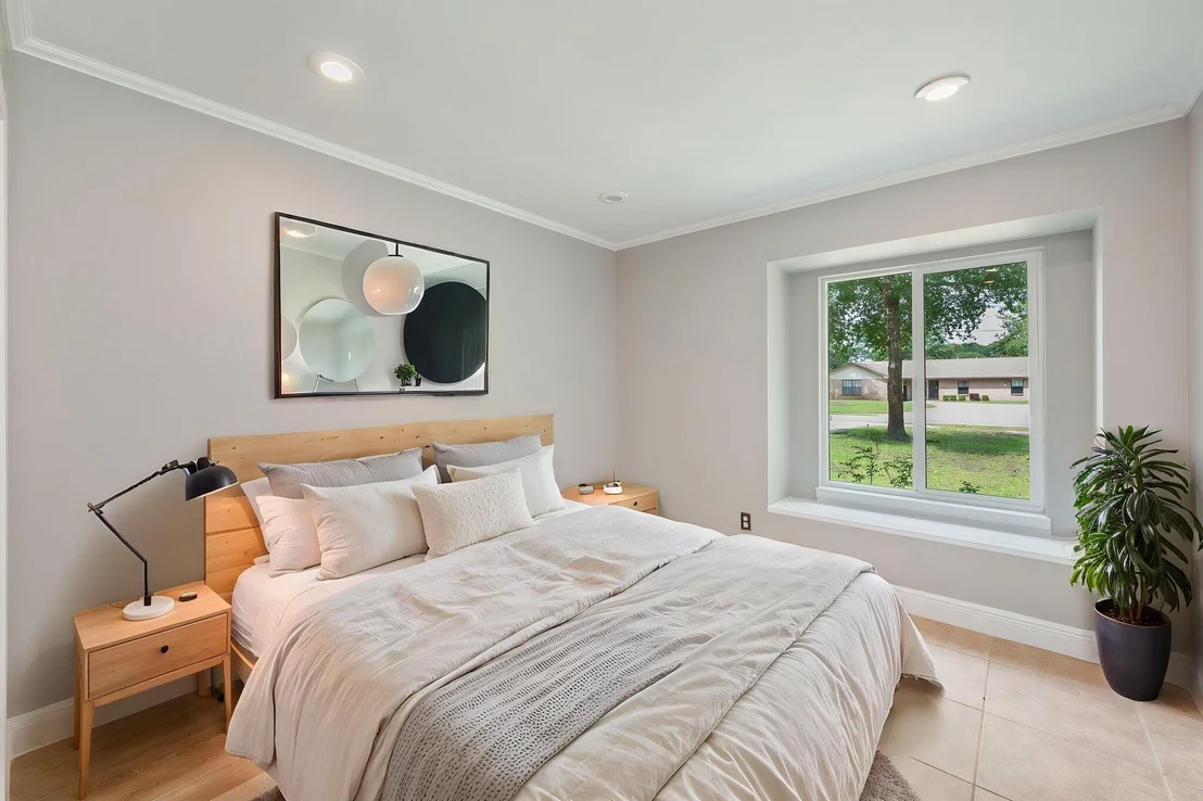 Photo of 1732 Bayshore Drive