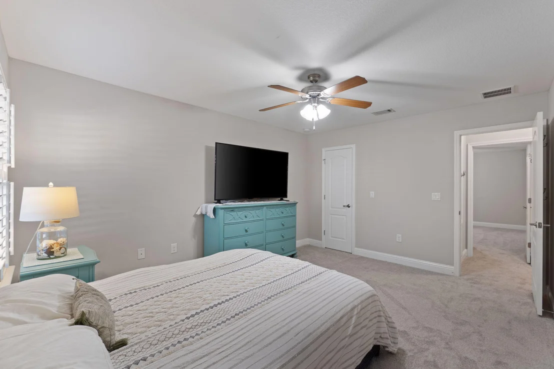 Photo of 2365 Crescent Road