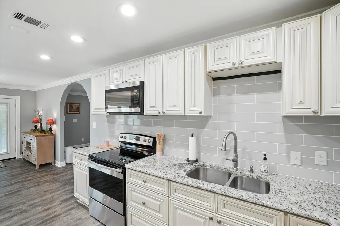 Photo of 4608 Riley Road