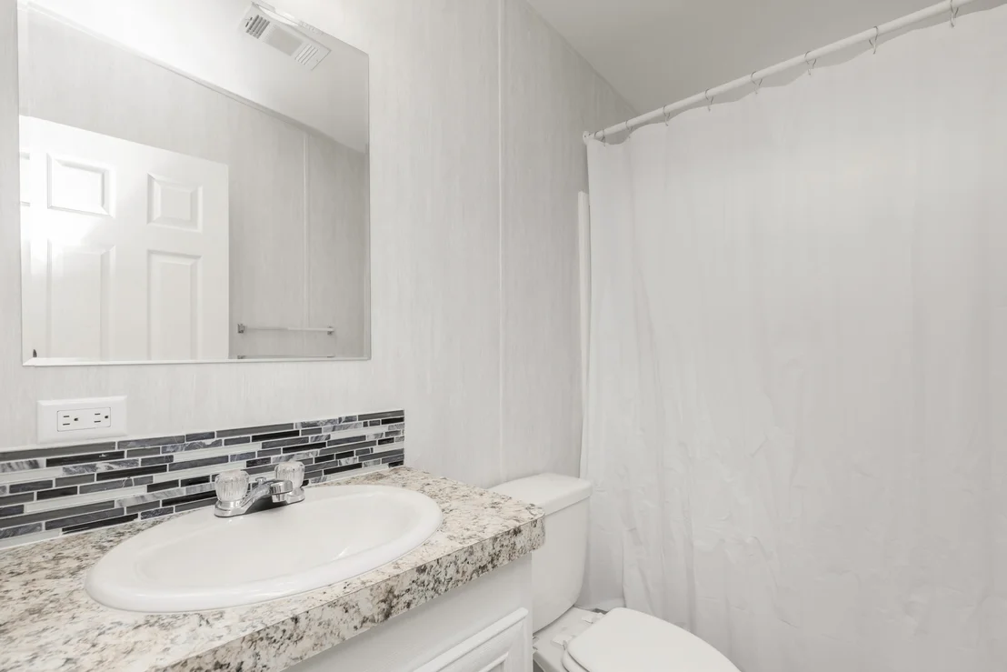 Photo of 910 N Lloyd Street