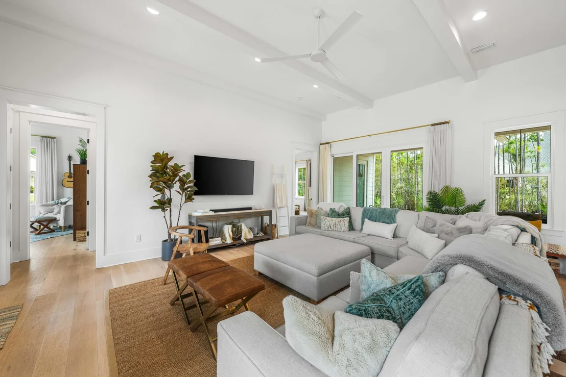 Photo of 489 Hideaway Circle