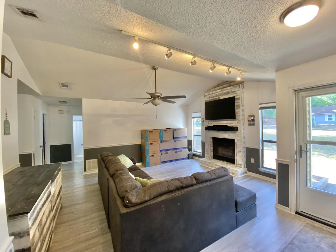 Photo of 309 Springwood Circle